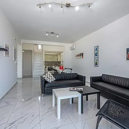 Hotel Lilu 1 With Private Pool 4*